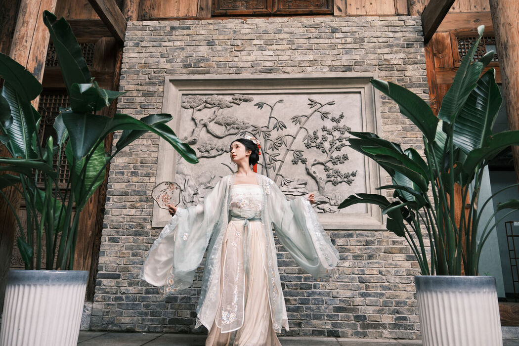 YiTuYu艺图语 Vol.7316 Min Zui Xiao Mo Xuan