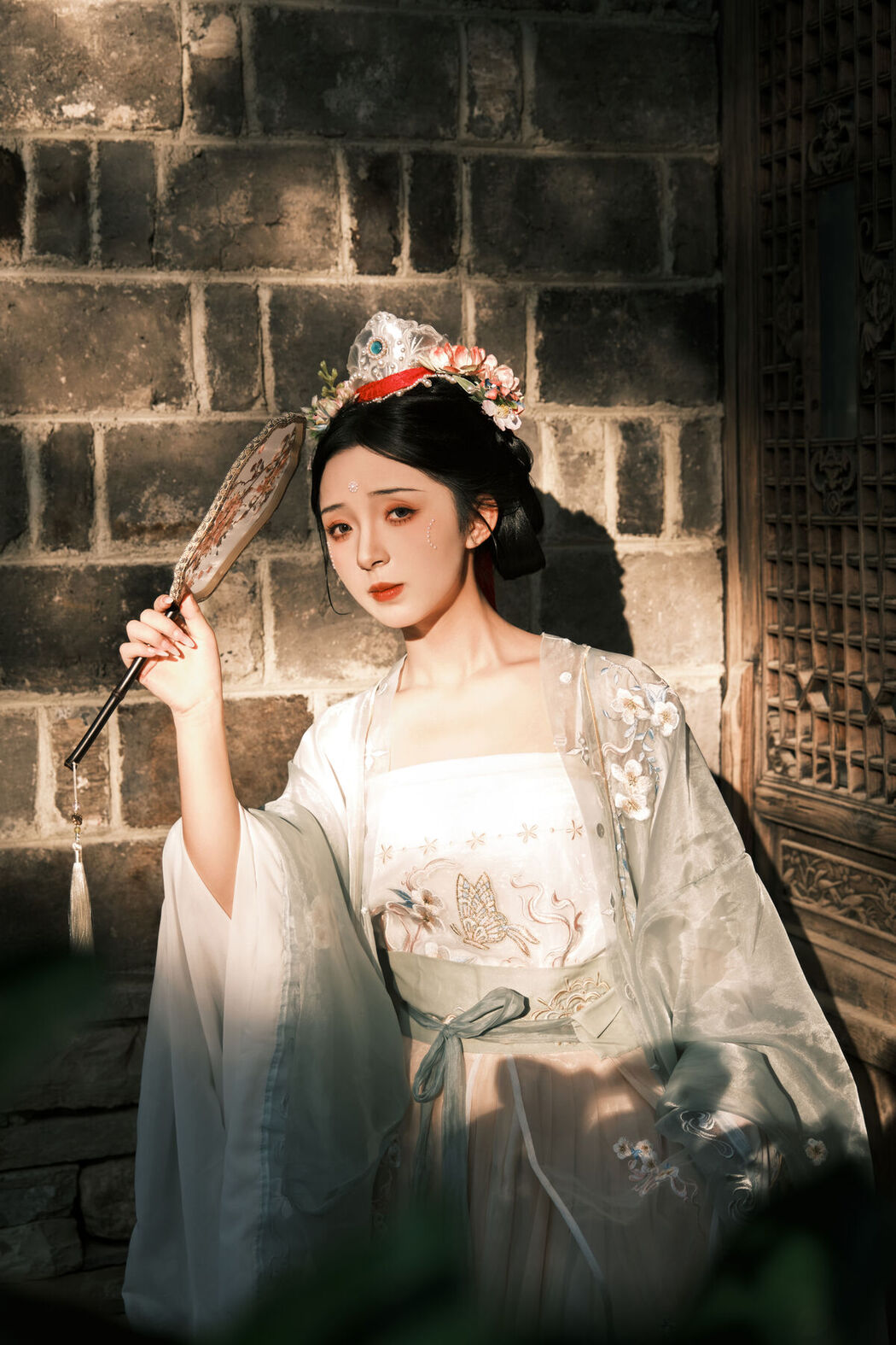 YiTuYu艺图语 Vol.7316 Min Zui Xiao Mo Xuan