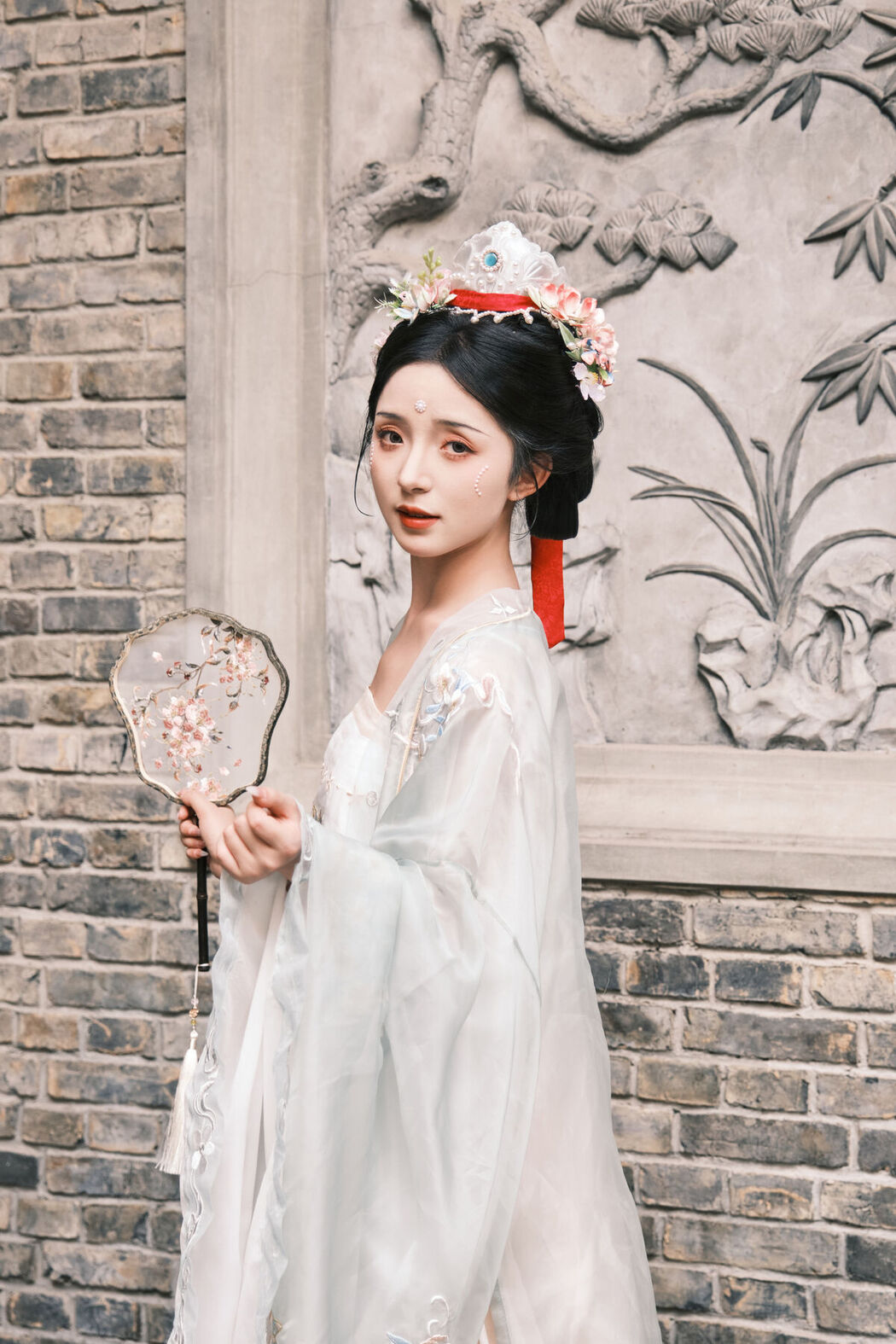 YiTuYu艺图语 Vol.7316 Min Zui Xiao Mo Xuan