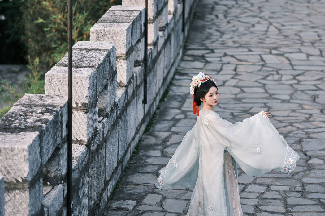 YiTuYu艺图语 Vol.7316 Min Zui Xiao Mo Xuan