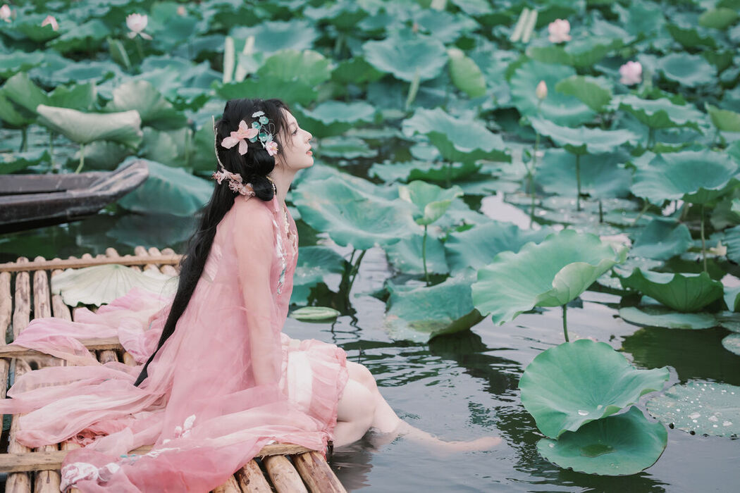 YiTuYu艺图语 Vol.7305 Mini Mi Li