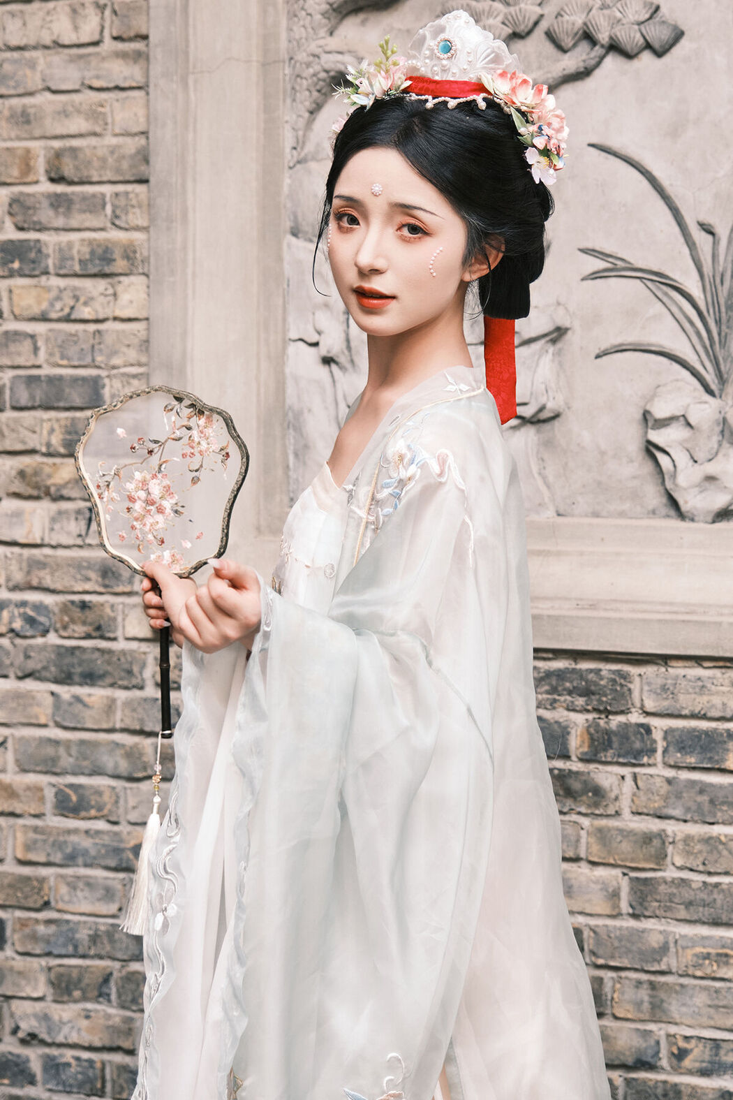 YiTuYu艺图语 Vol.7316 Min Zui Xiao Mo Xuan Cover Photo