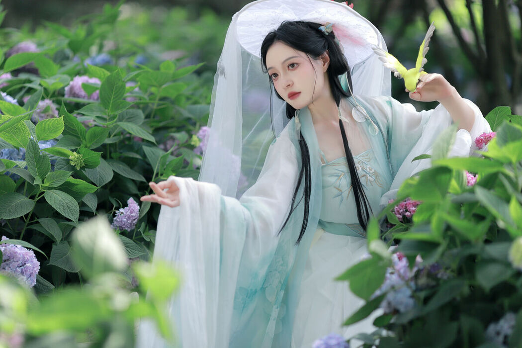 YiTuYu艺图语 Vol.7327 Sui Sui Ru Yi