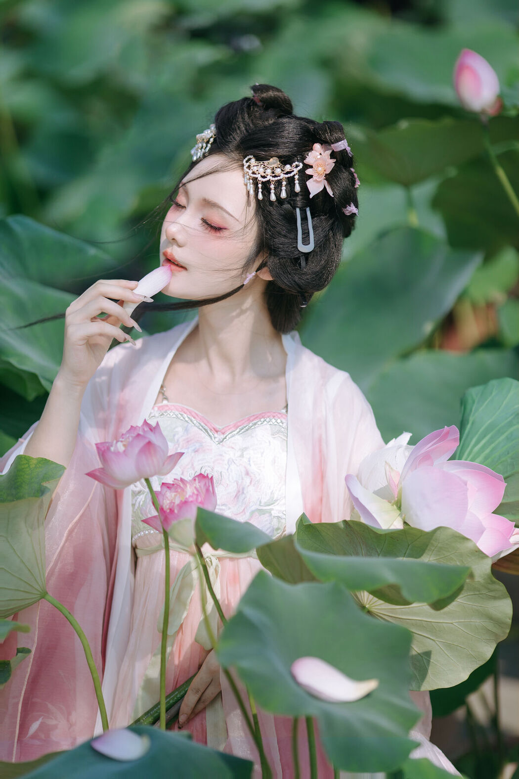 YiTuYu艺图语 Vol.7314 Yi Zhi Mu Yao Yao