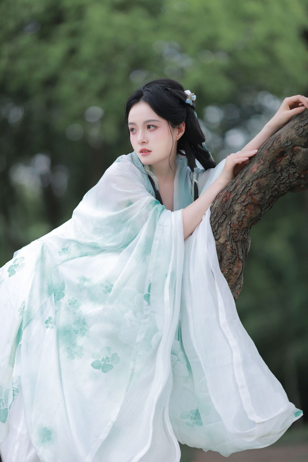 YiTuYu艺图语 Vol.7327 Sui Sui Ru Yi