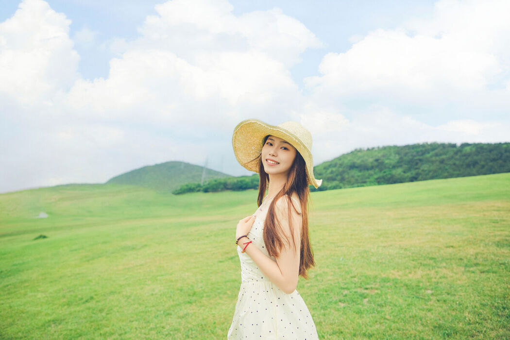 YiTuYu艺图语 Vol.7332 Fei Tian Xiao Mo Nu