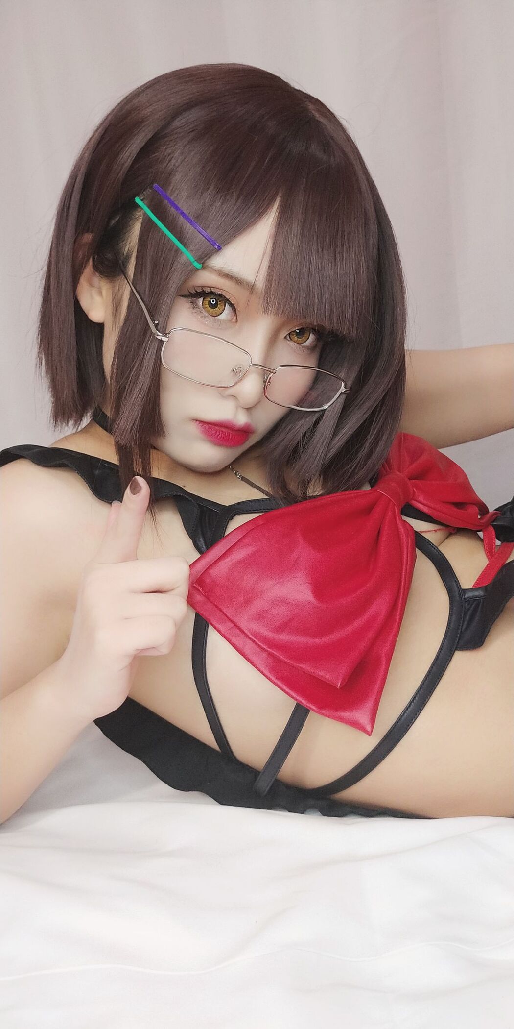 Coser@洛璃LoLiSAMA – 红色蝴蝶的妹妹 Part1 (51P – 7V)