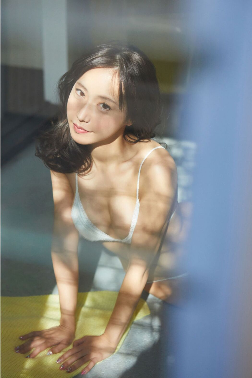 JP Ririko Inumaru 戌丸凛々子 – 現役大手広告代理店OLのグラマラスBODY Vol.2 Part01 (50P)