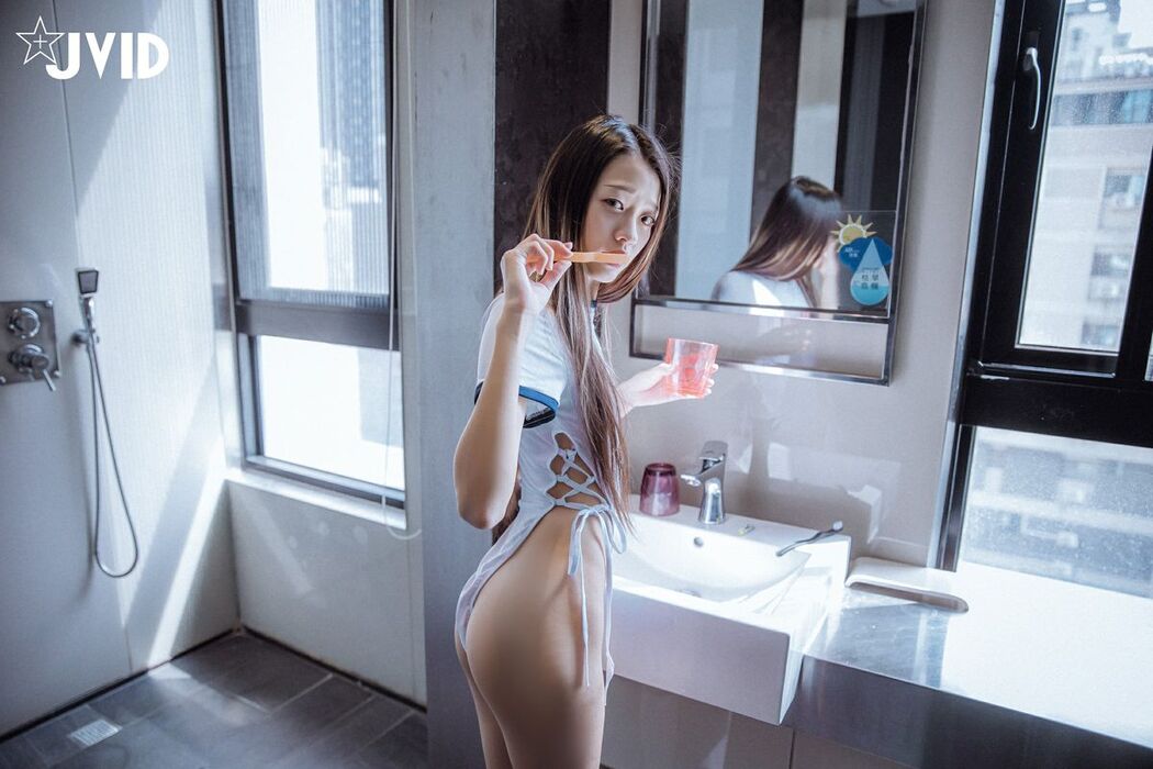 JVID Yan Yan 妍妍 Angel – 靈活的舌頭妍妍 Part02 (74P)