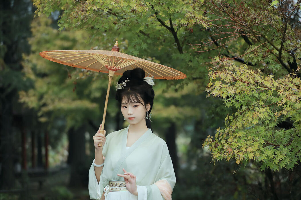 YiTuYu艺图语 Vol.7331 Zhou Zhou Ay