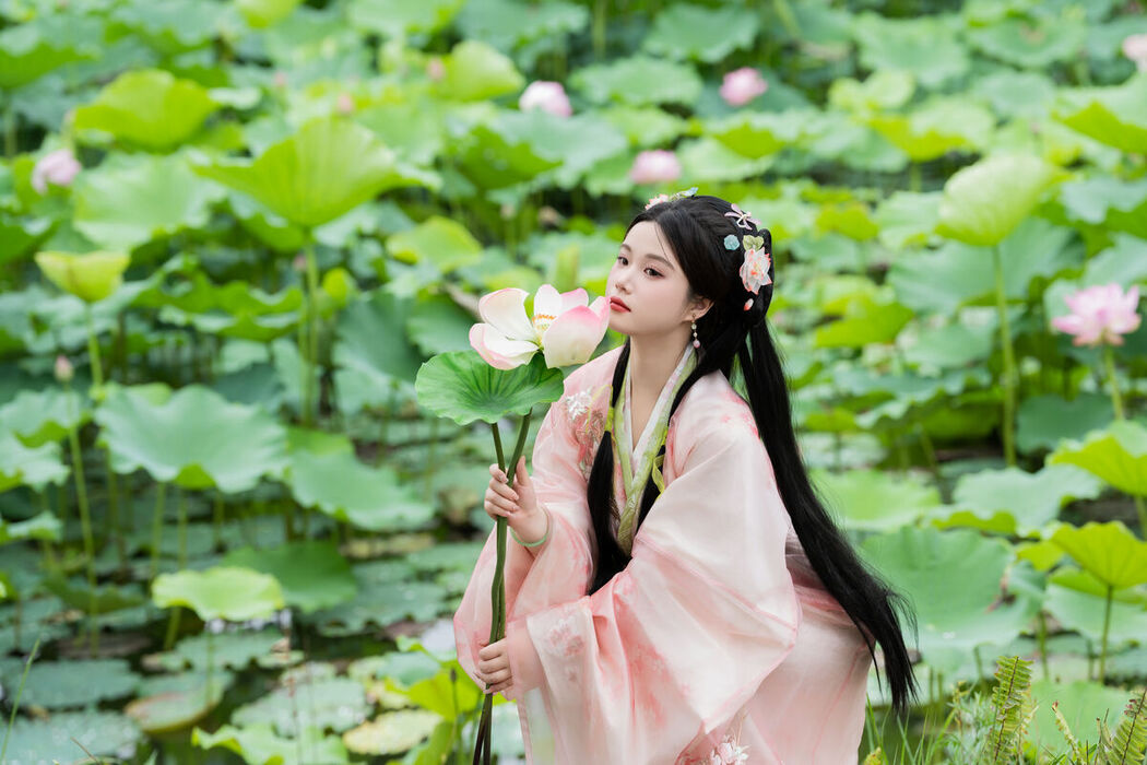 YiTuYu艺图语 Vol.7333 Xi Gua