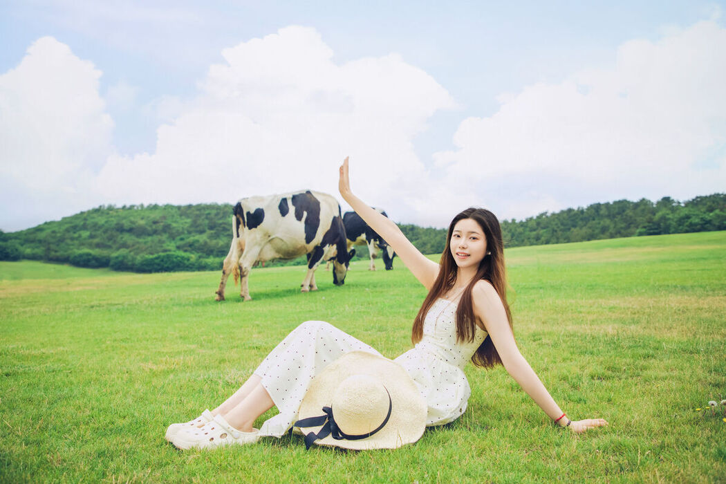 YiTuYu艺图语 Vol.7332 Fei Tian Xiao Mo Nu