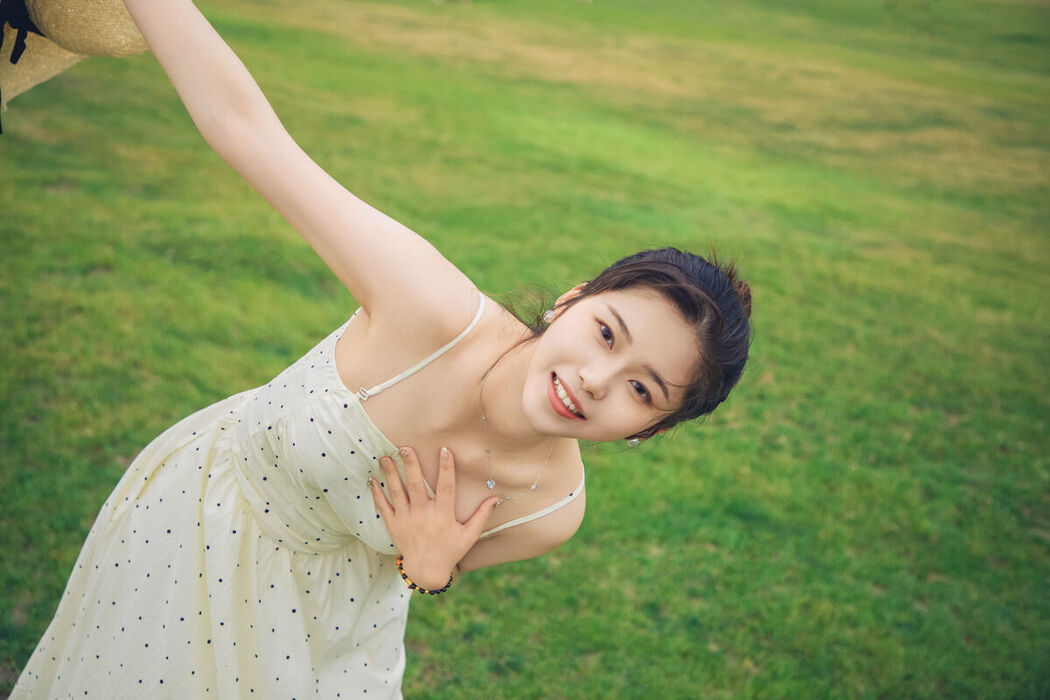 YiTuYu艺图语 Vol.7332 Fei Tian Xiao Mo Nu