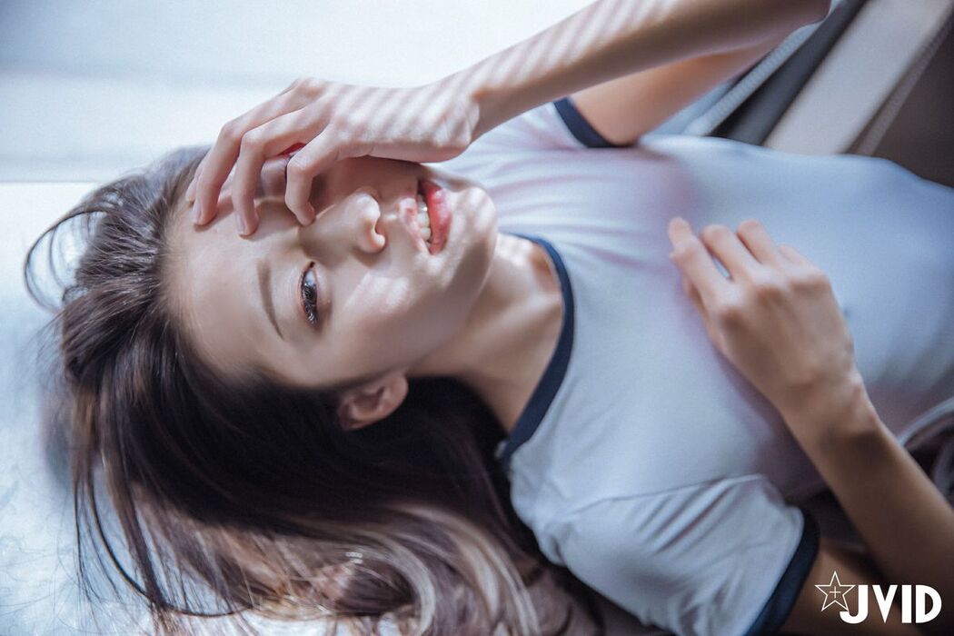 JVID Yan Yan 妍妍 Angel – 靈活的舌頭妍妍 Part02 (74P)