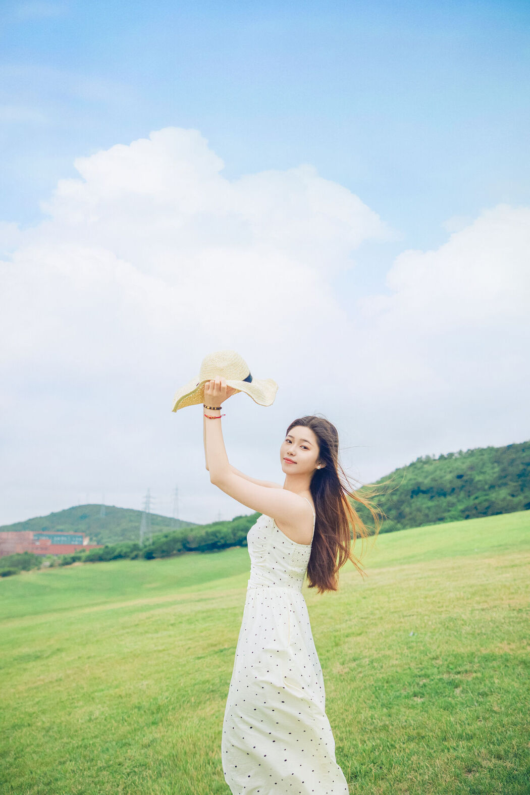 YiTuYu艺图语 Vol.7332 Fei Tian Xiao Mo Nu