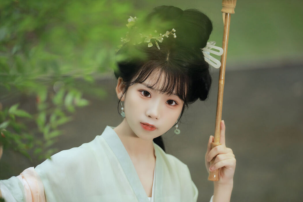 YiTuYu艺图语 Vol.7331 Zhou Zhou Ay