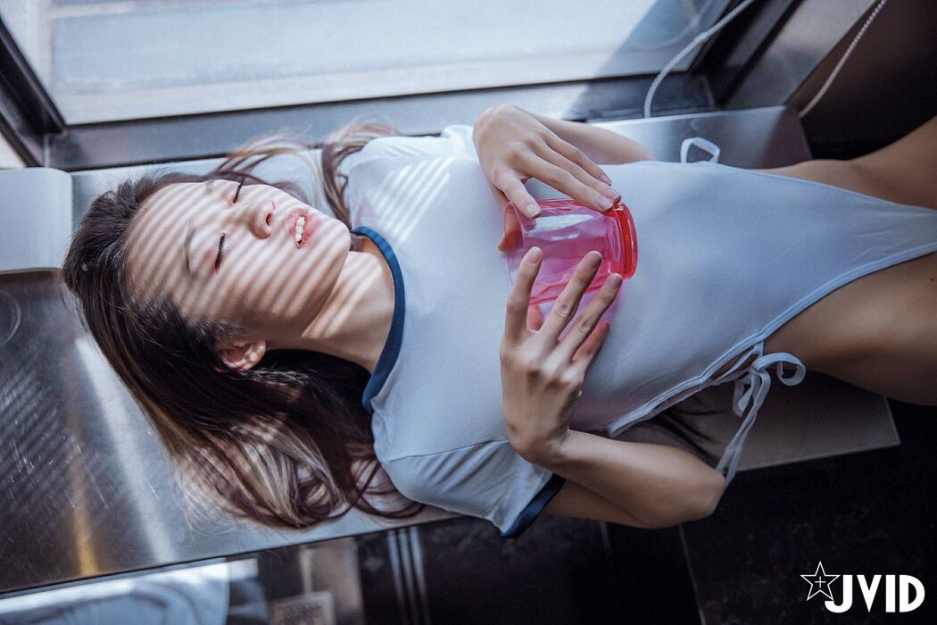 JVID Yan Yan 妍妍 Angel – 靈活的舌頭妍妍 Part02 (74P)