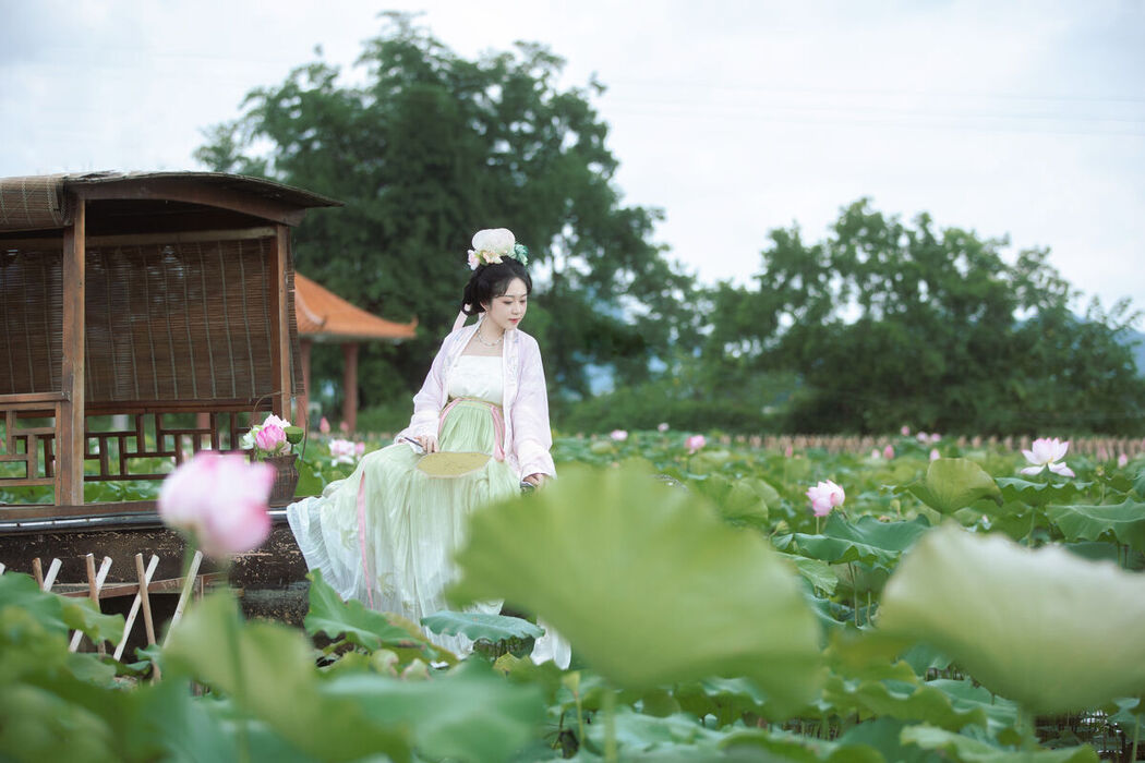 YiTuYu艺图语 Vol.7380 Shen Shi Si