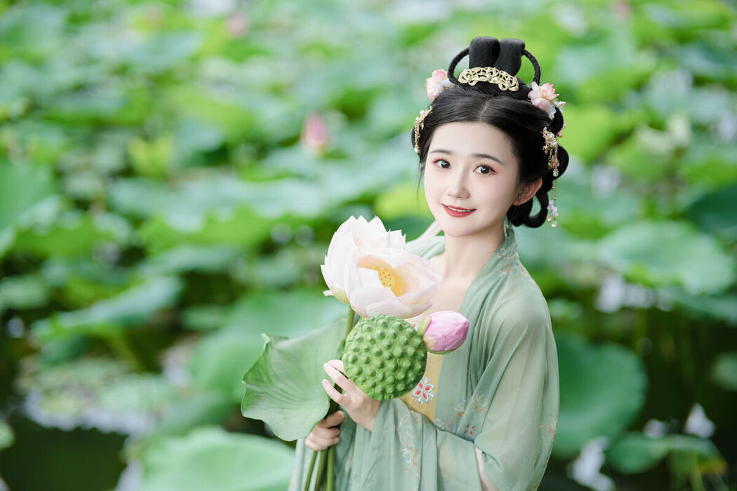 YiTuYu艺图语 Vol.7529 Dan Gao De Dan Dan