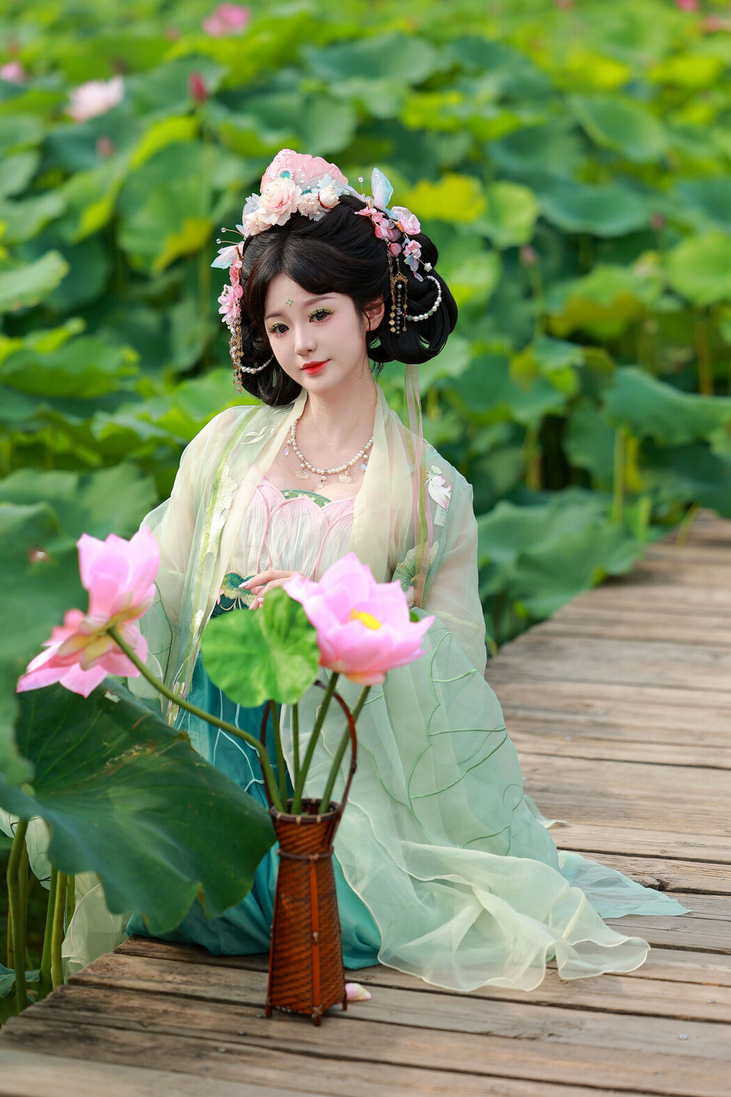 YiTuYu艺图语 Vol.7407 Bu Ke Ai De He He Miao