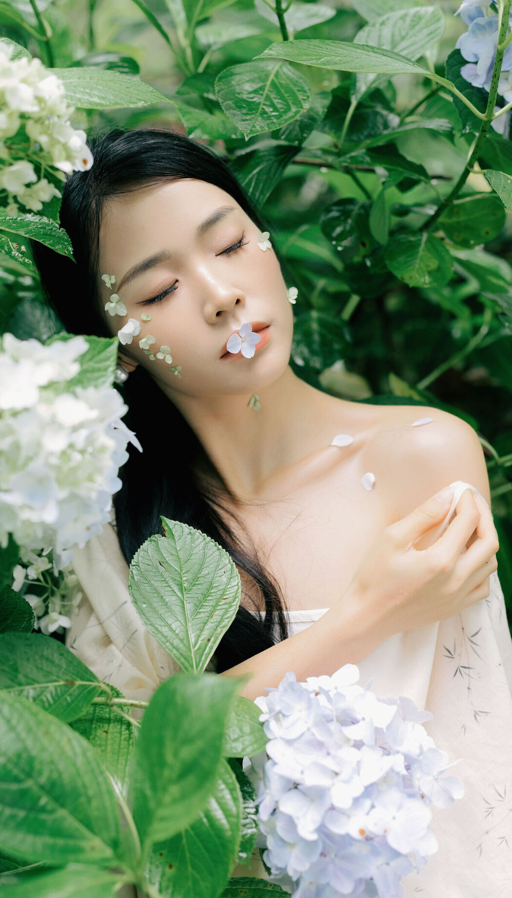 YiTuYu艺图语 Vol.7354 Yi