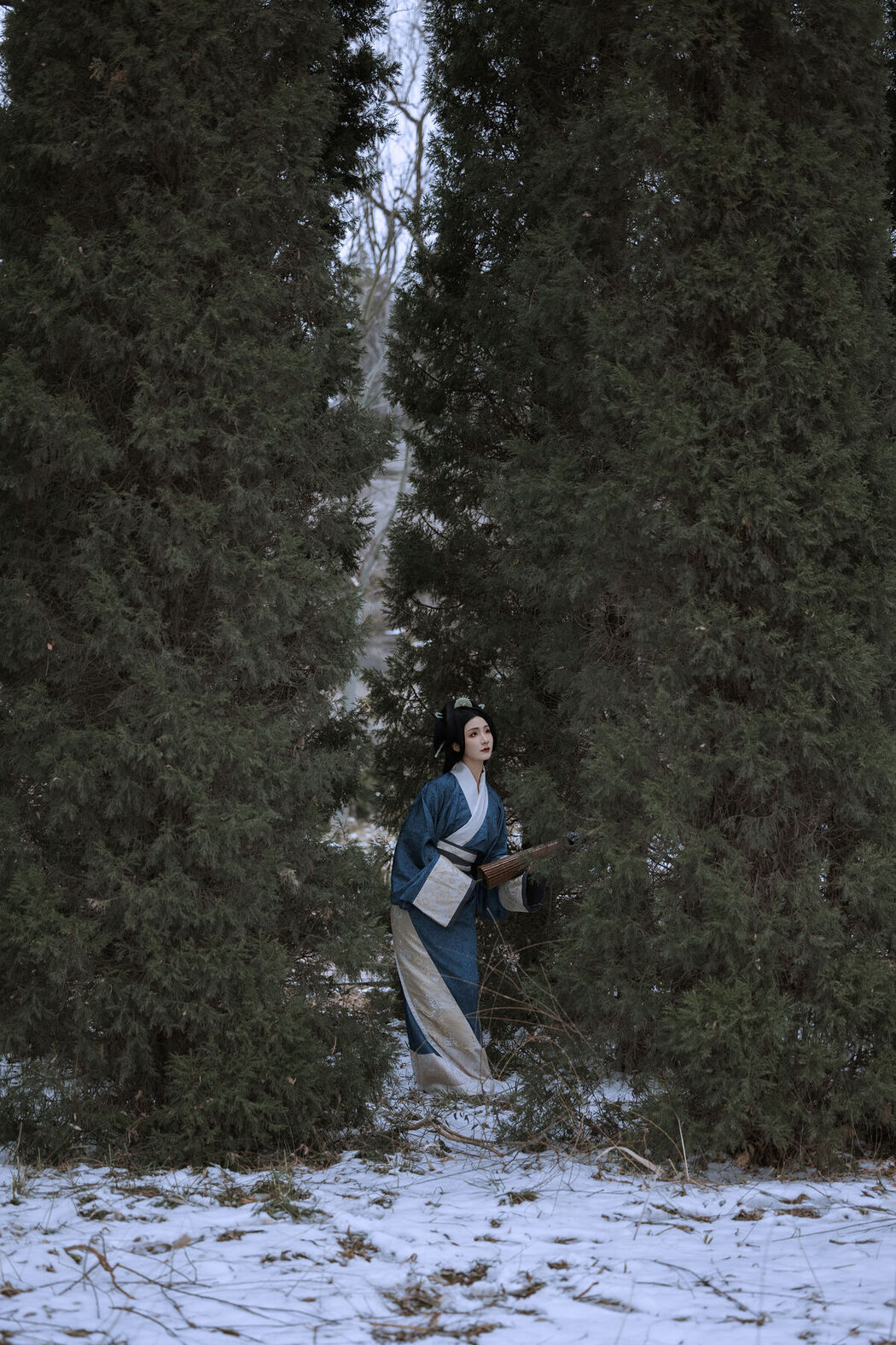 YiTuYu艺图语 Vol.7431 Zhi Yu Qian Deng