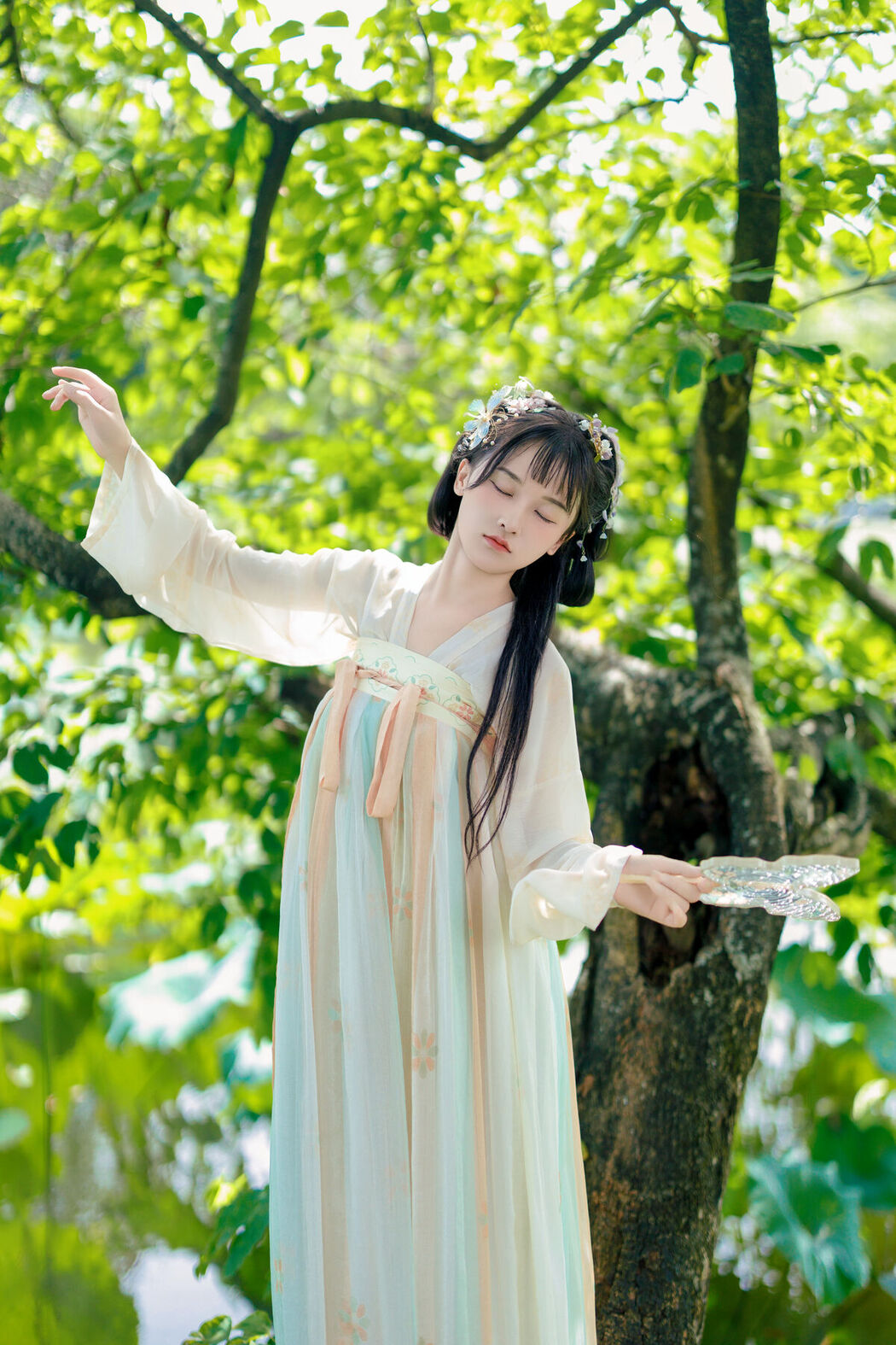 YiTuYu艺图语 Vol.7423 Xiao Xiao Yu