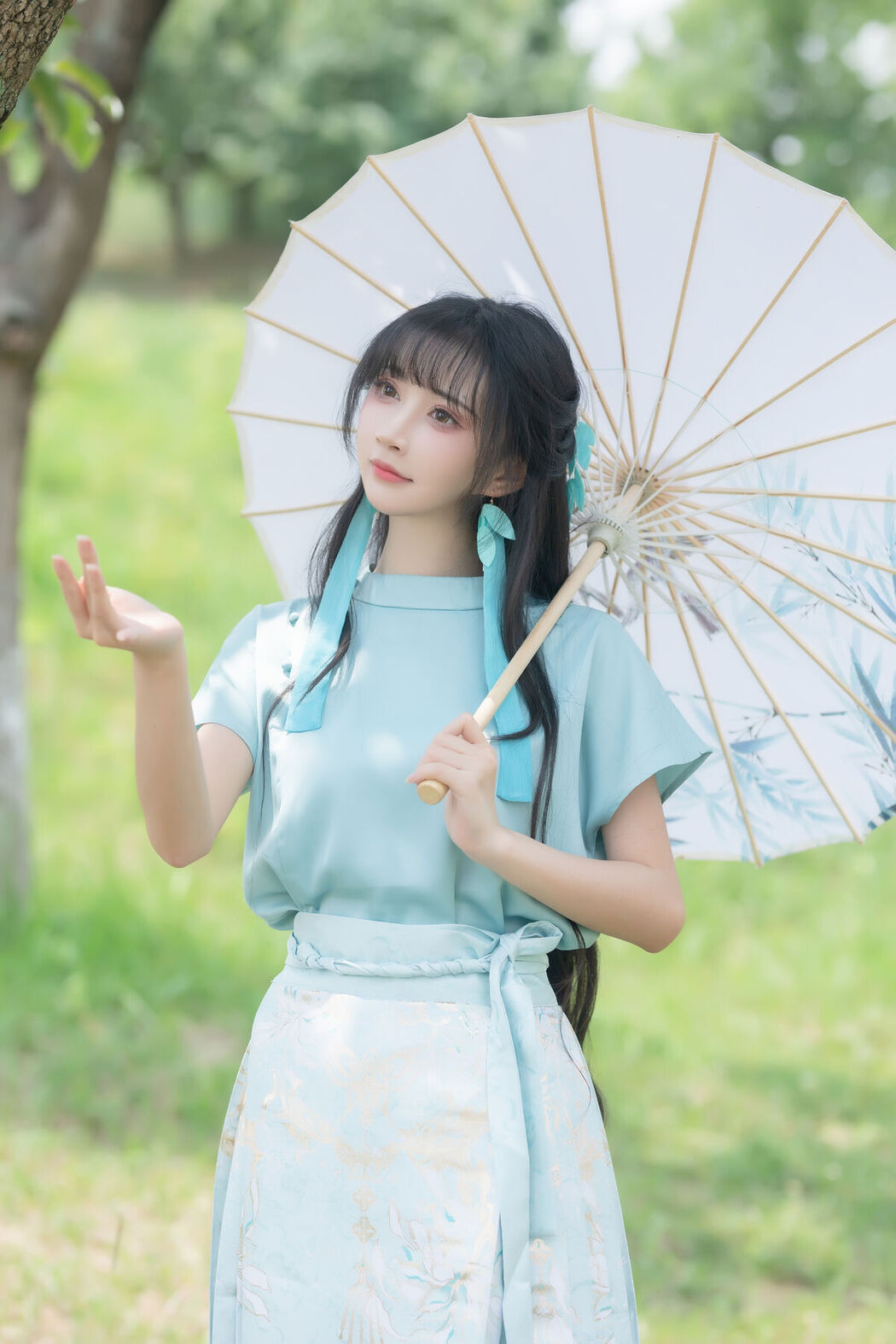 YiTuYu艺图语 Vol.7406 Qi Luo Sheng De Xiao Su Su