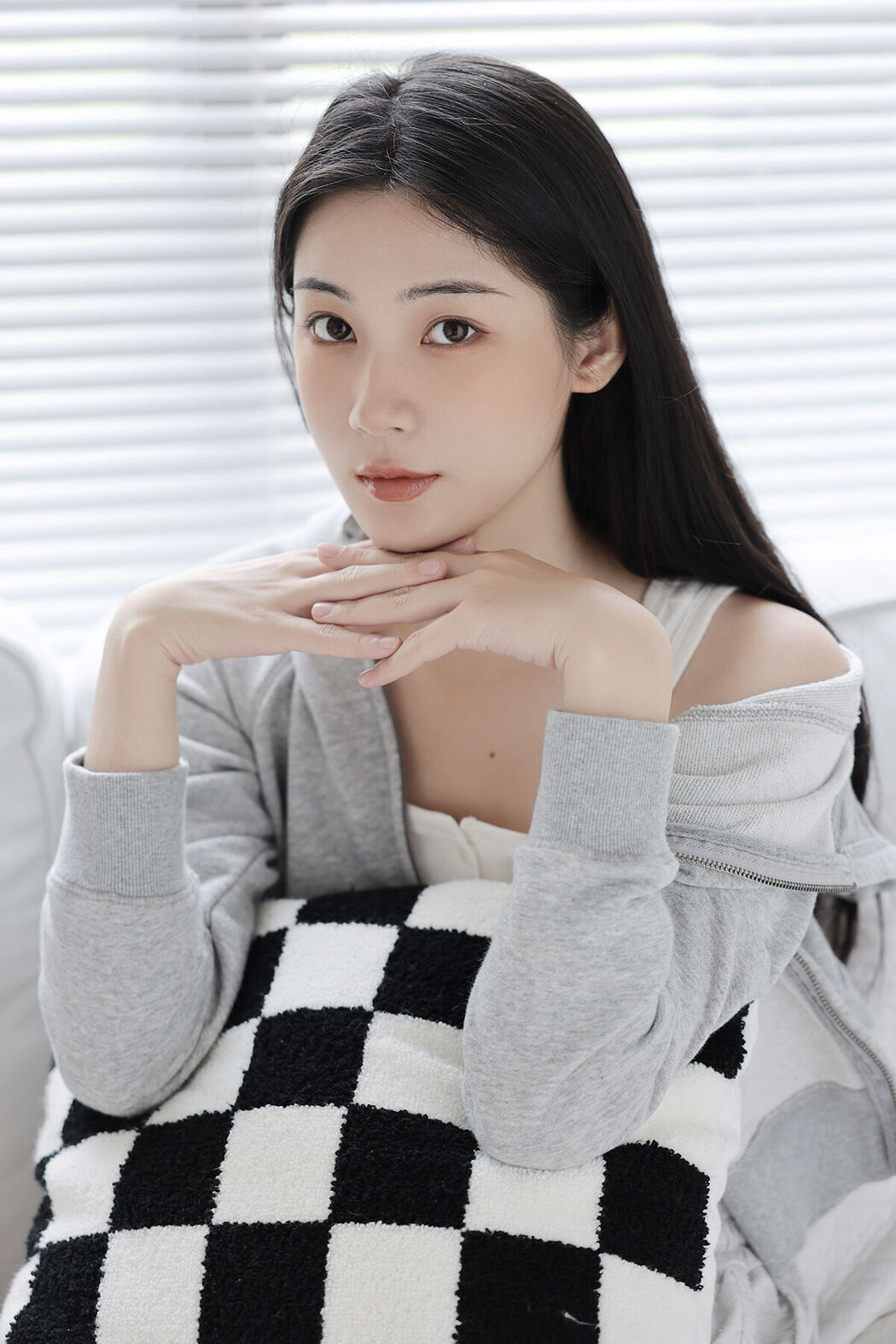 YiTuYu艺图语 Vol.7495 Jian Nan Shan Cover Photo