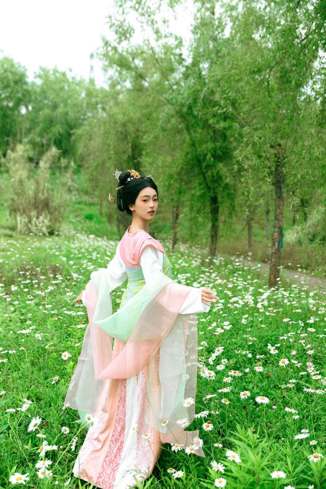 YiTuYu艺图语 Vol.7455 Leng Ku Wang Ye