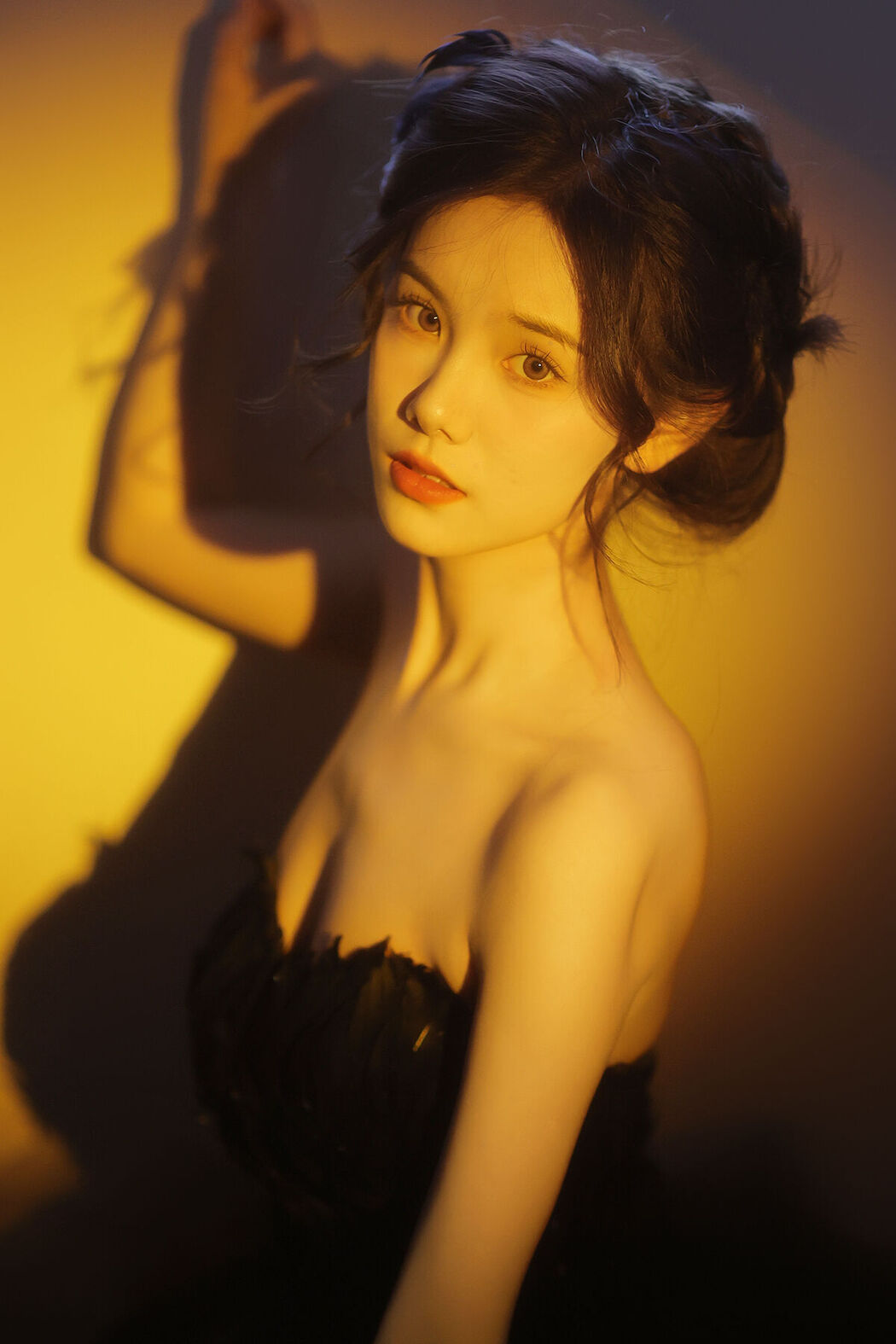 YiTuYu艺图语 Vol.7452 Gan Gan Cover Photo