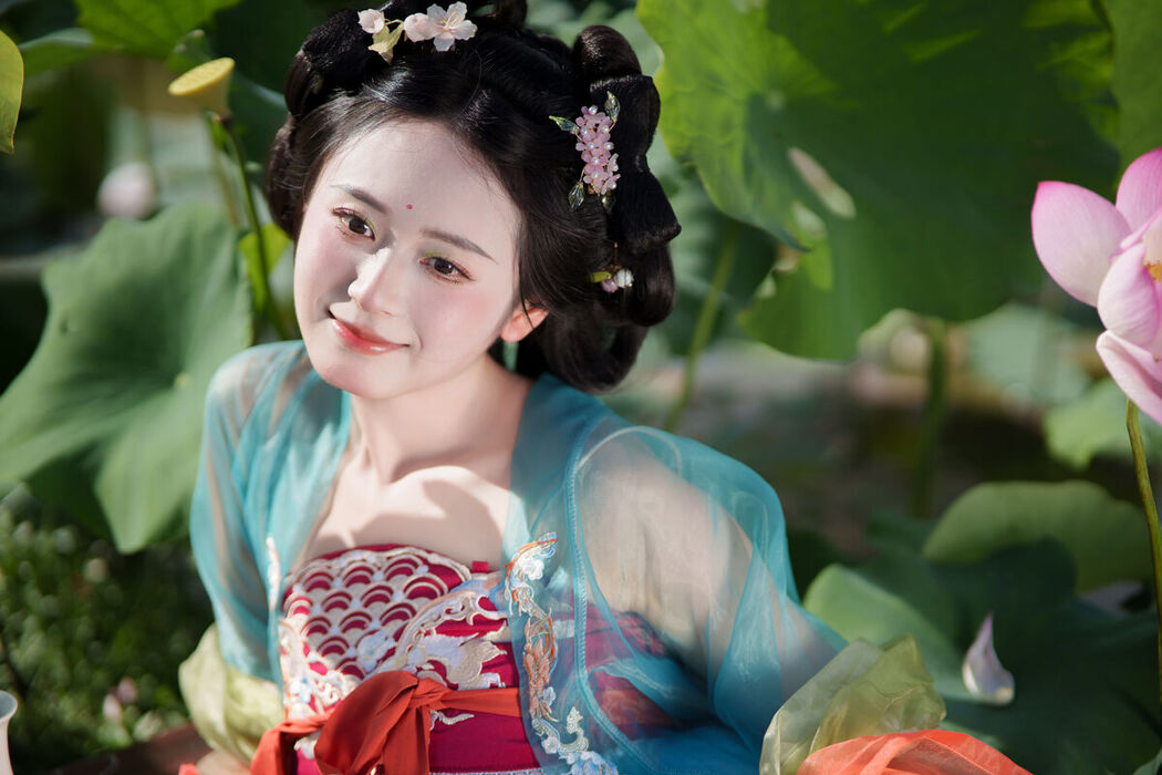 YiTuYu艺图语 Vol.7376 Shu Pian Yoyi