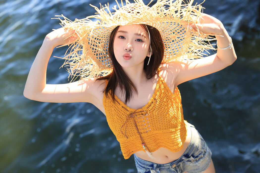 YiTuYu艺图语 Vol.7471 To Xiao Bei