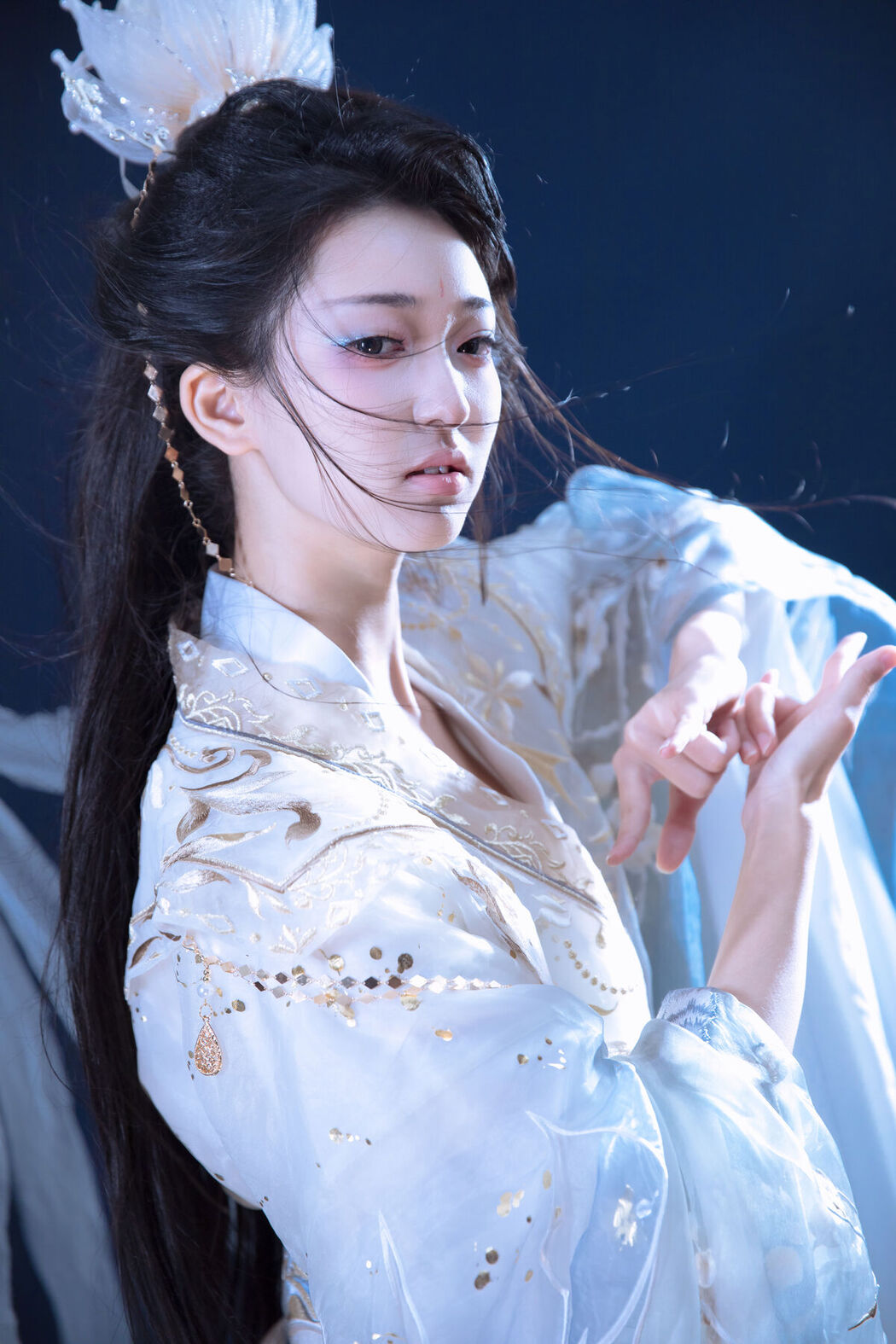 YiTuYu艺图语 Vol.7417 Leng Ku Wang Ye