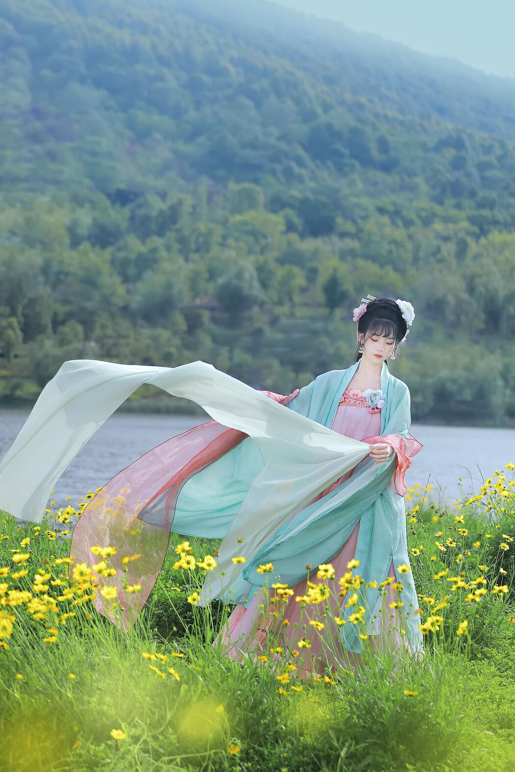 YiTuYu艺图语 Vol.7422 Zhou Zhou AY