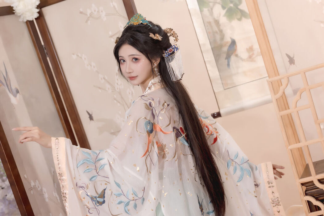 YiTuYu艺图语 Vol.7470 Qi Luo Sheng De Xiao Su Su