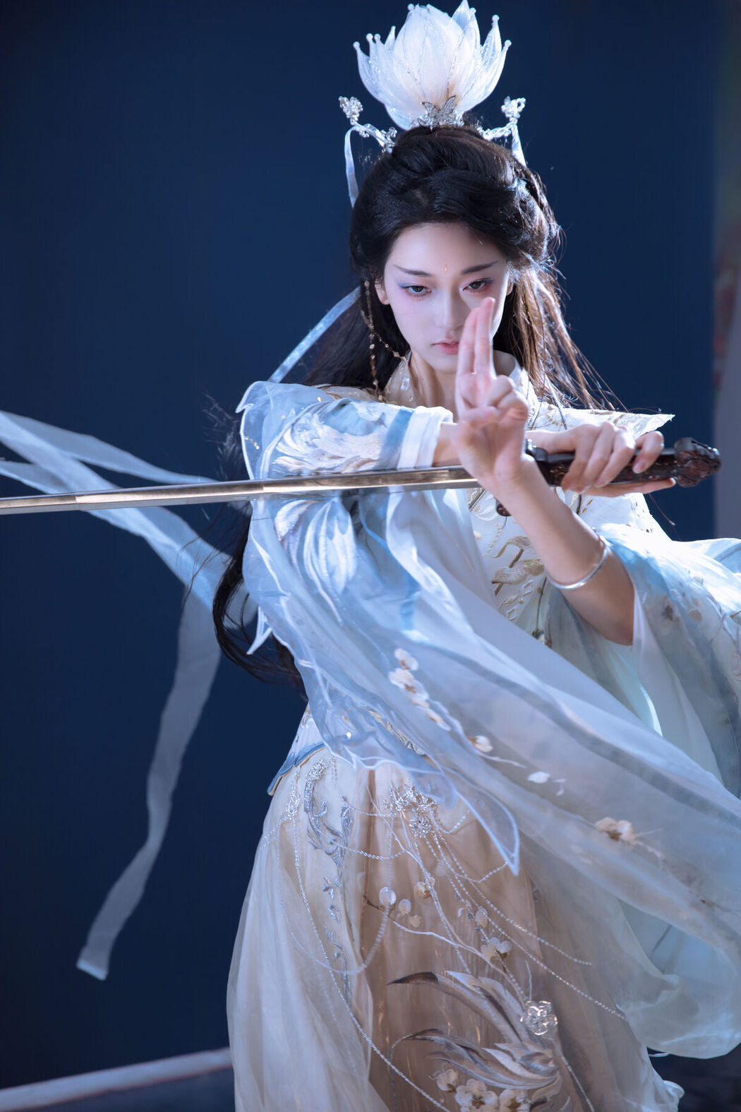 YiTuYu艺图语 Vol.7417 Leng Ku Wang Ye