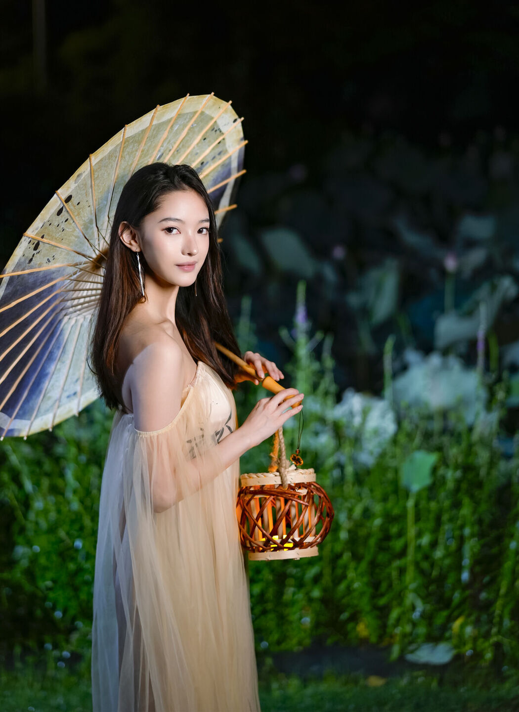 YiTuYu艺图语 Vol.7412 Yu Yan Jia