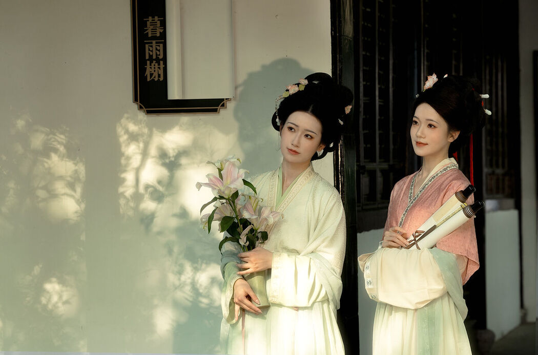 YiTuYu艺图语 Vol.7483 Yu Qing