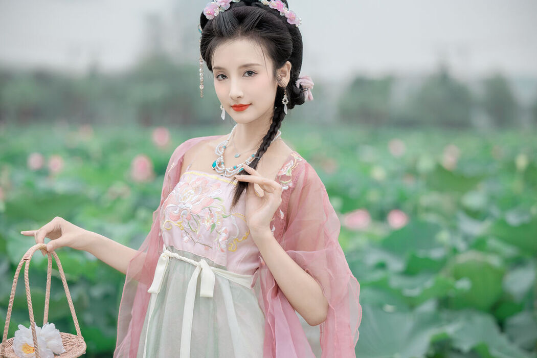 YiTuYu艺图语 Vol.7351 Elsa