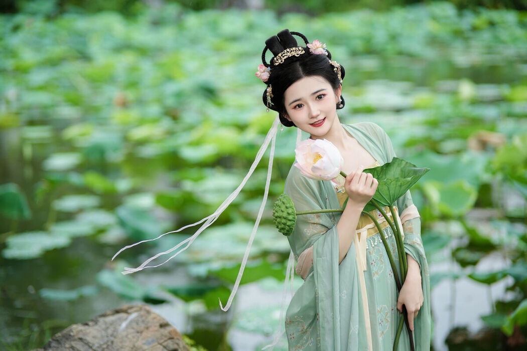 YiTuYu艺图语 Vol.7529 Dan Gao De Dan Dan