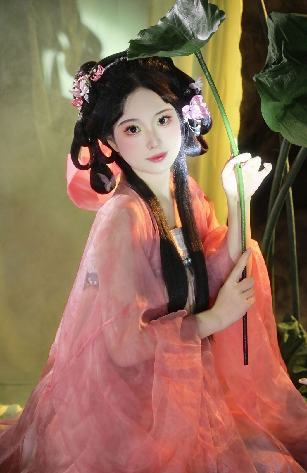 YiTuYu艺图语 Vol.7355 Nashi Tu Shiro