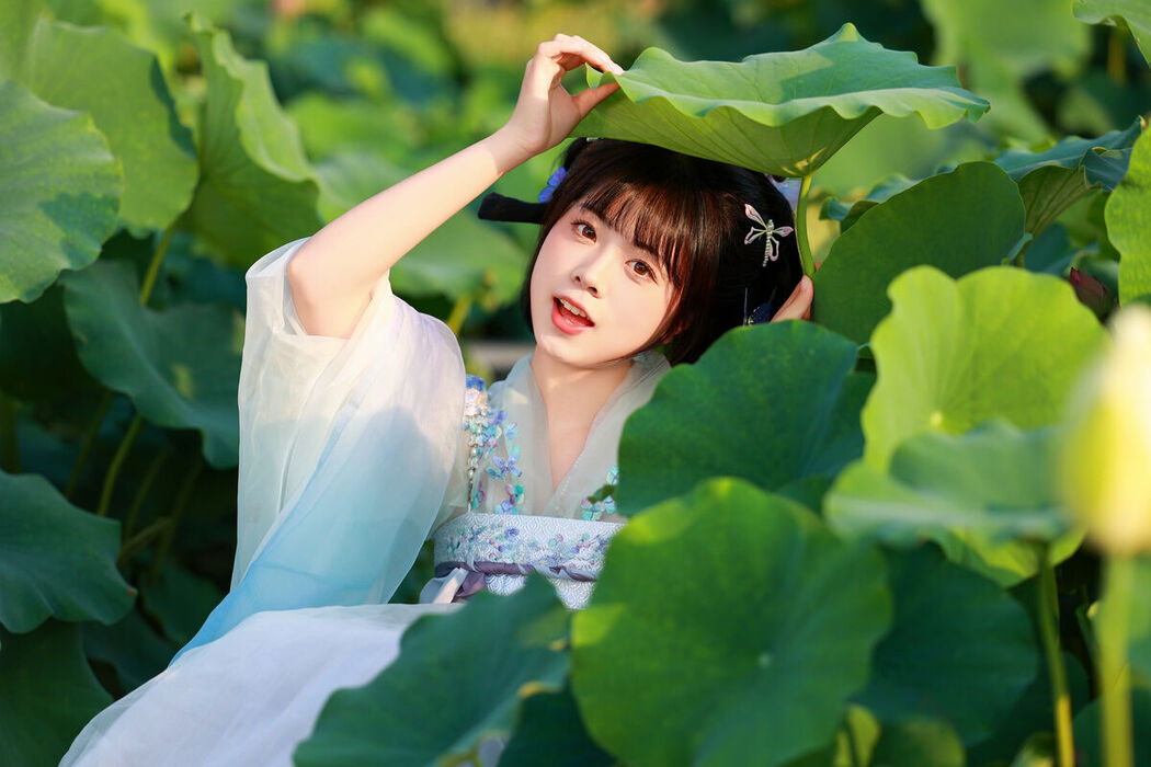 YiTuYu艺图语 Vol.7404 Yi Ming