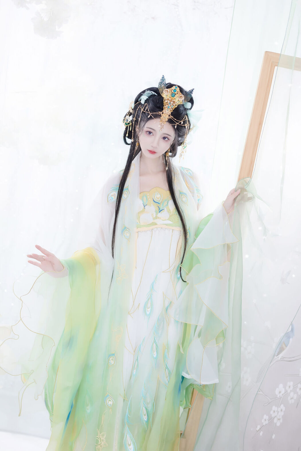 YiTuYu艺图语 Vol.7394 Qi Luo Sheng De Xiao Su Su