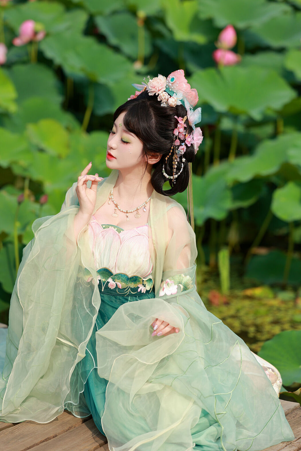 YiTuYu艺图语 Vol.7407 Bu Ke Ai De He He Miao