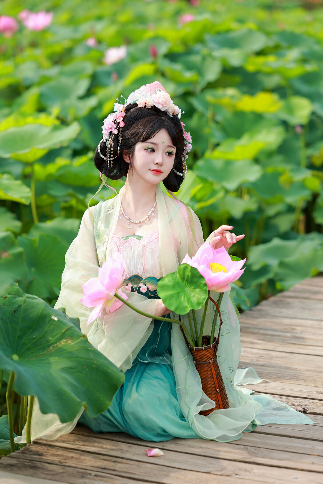 YiTuYu艺图语 Vol.7407 Bu Ke Ai De He He Miao