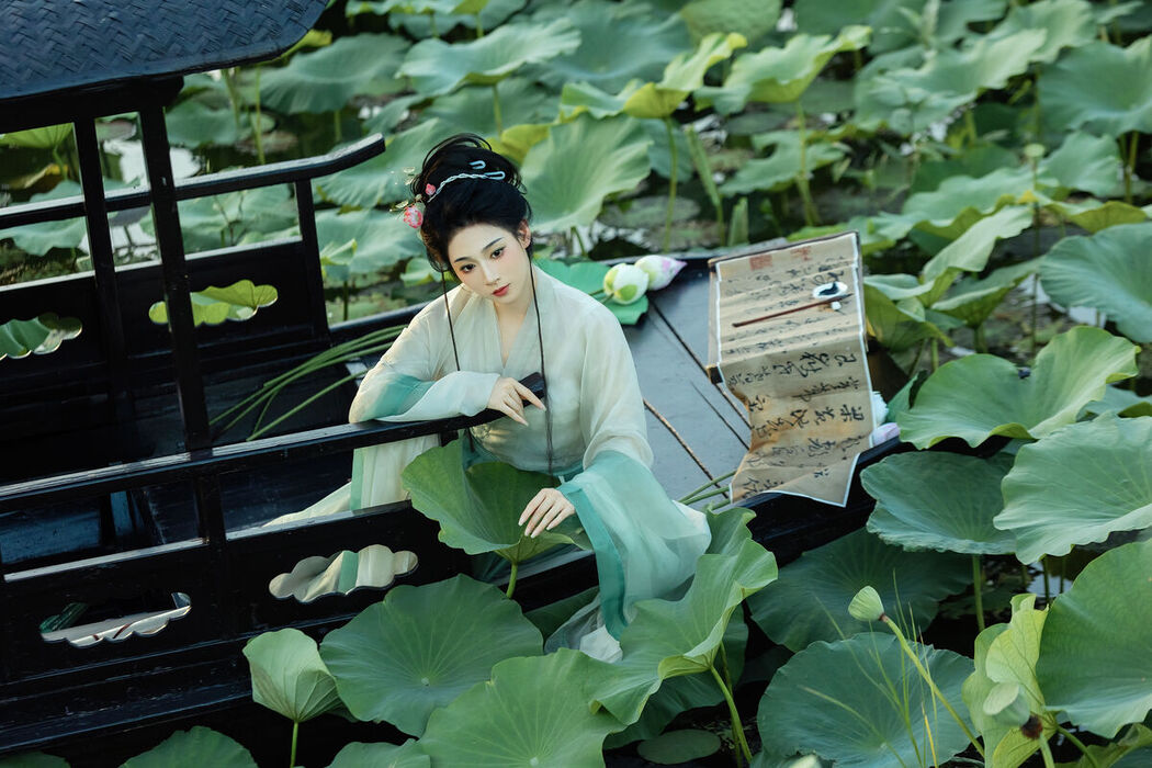 YiTuYu艺图语 Vol.7476 La Tu Tou