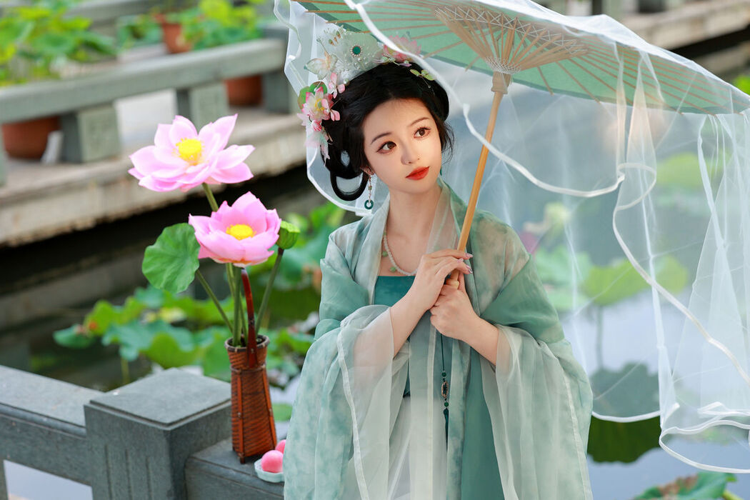 YiTuYu艺图语 Vol.7419 Bu Ke Ai De He He Miao