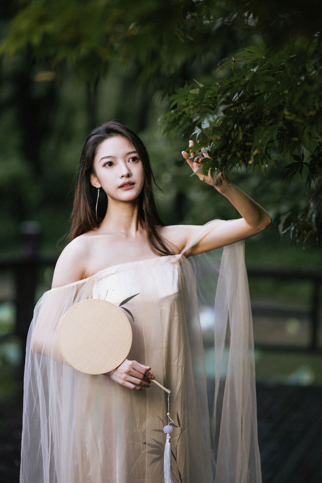 YiTuYu艺图语 Vol.7412 Yu Yan Jia