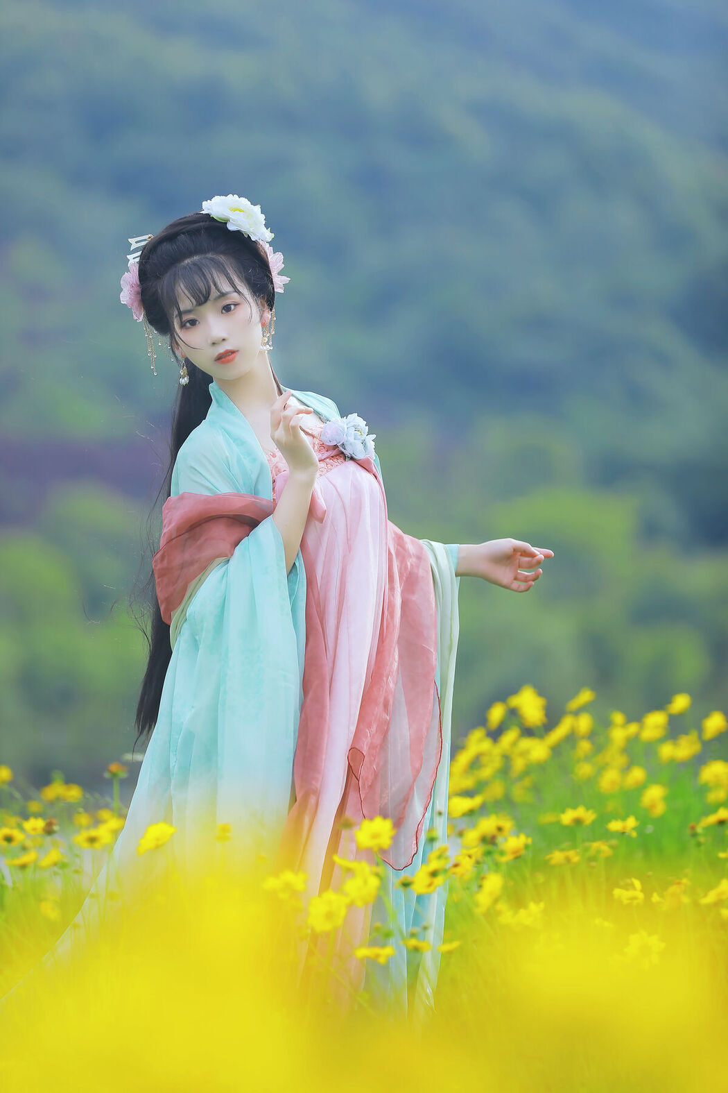 YiTuYu艺图语 Vol.7422 Zhou Zhou AY